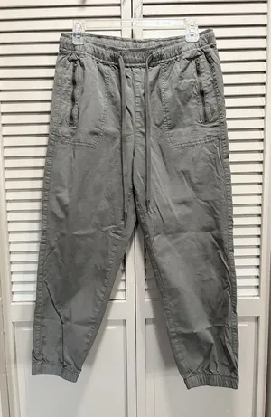 American Eagle Gray Elastic/Tie Waist Zip Pockets Elastic‎ Hem Pants Size Medium thumbnail 1