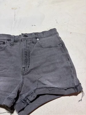Madewell high-rise Washed Black Denim Cutoff Shorts 27 thumbnail 2