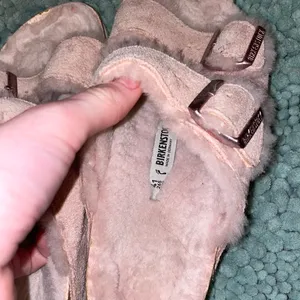 Sandal Fuzzy thumbnail 3