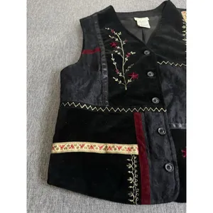 White Stag Womens Black Velvet Patchwork Floral Embroidered Cottage Core Vest S thumbnail 2