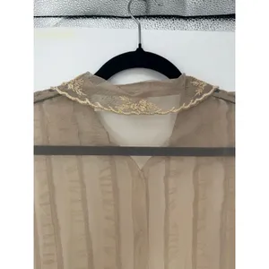 Newport News Vintage Sheer Mesh Blouse Size 8 Embroidered Lace Ruffle Y2K thumbnail 8