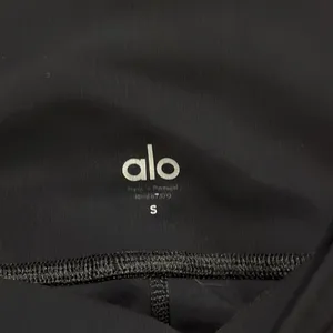 Alo Yoga High Waisted Ripped Warrior Black Leggings Small‎ thumbnail 4