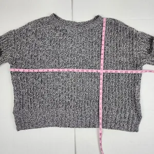 American Eagle Grey Chunky Cable Knit Cropped Sweater - Size S (Oversized Fit) thumbnail 7