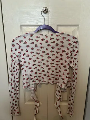Brandy Melville Wrap Top Long Sleeve thumbnail 2