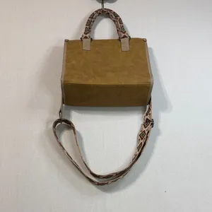 Wrangler Tan Tote Bag with Patterned Handles thumbnail 2