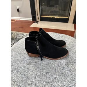 Dolce Vita Black Suede Ankle Booties Dual Zip Tassel Boots Size 10 thumbnail 2