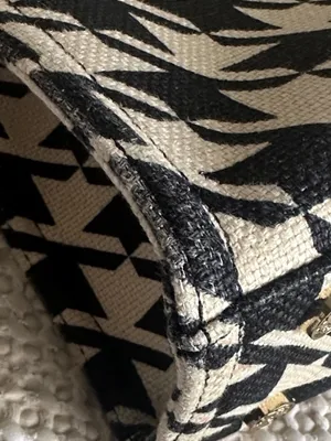 Spartina 449 Black and Cream Houndstooth Tote with Tan Handles thumbnail 4