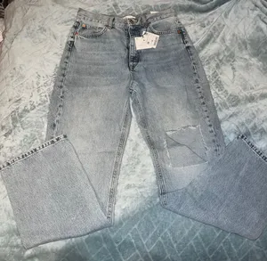 ZARA High Rise Straight Jeans thumbnail 1