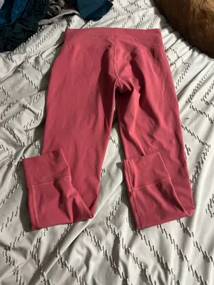Vuori Performance Jogger in Raspberry thumbnail 4