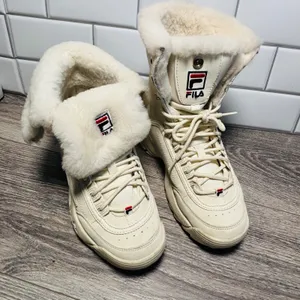 Fila Disruptor Lug Boot Winter White Faux Fur Trim‎ Lace Up Ankle Boots Size 7 thumbnail 13