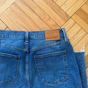 Denim Forum Arlo High-Rise Aritzia Straight Jeans thumbnail 4