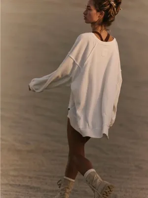 Free People Movement One to Beat
Pullover NWOT thumbnail 2