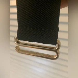 H&M Never worn •Waist belt with knit detail in front and adjustable metal buckle thumbnail 4