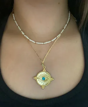 Eye Of Horus Circle Pendant w/ Four Points Necklace - Minimalist 18K Gold thumbnail 4