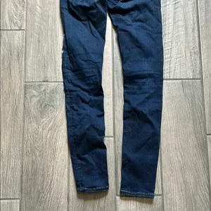 Zara Blue Skinny Jeans with Stretch and Tapered Fit thumbnail 8