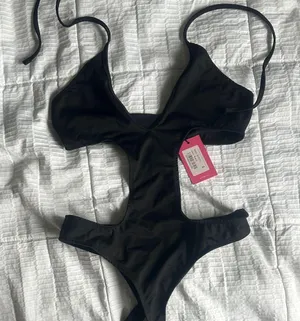 Black Cutout Edikted Bodysuit thumbnail 1