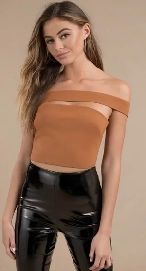 Tobi Crop Top thumbnail 2