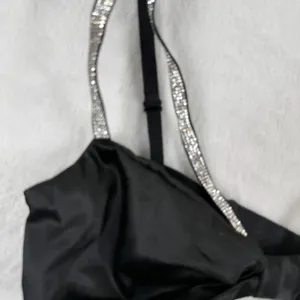 Victorias Secret Very Sexy Unlined Shine Strap Bralette Black S 11230619‎ thumbnail 2