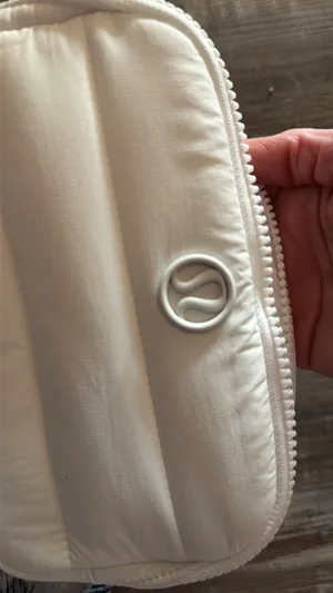 Lululemon Everywhere Belt Bag Puff Wunder thumbnail 3