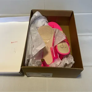 NEW Jessica Simpson Lissah 2 Neon Pink Clear Toe-Loop Slide Heel Size 8.5M thumbnail 7