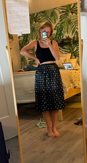 A Dip of Darling vintage midi skirt thumbnail 1
