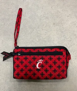 Vera Bradley Red and Black Geometric Wristlet Cincinnati Bearcats Quilted NCAA thumbnail 1