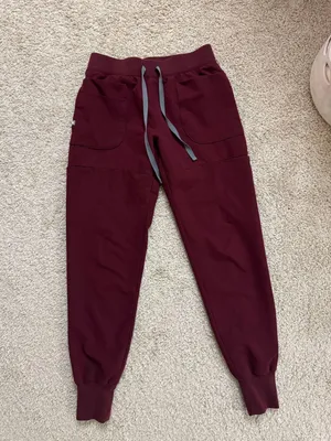 FIGS Jogger Scrub Pants thumbnail 1