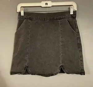 Forever 21 Black Denim Mini Skirt Size Small thumbnail 1