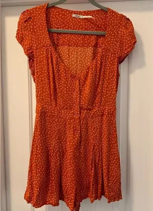 Urban Outfitters Kimchi Blue Romper Size 2 Ruffle Accents thumbnail 1