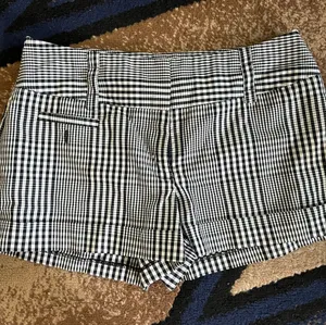 Dots Black & White Gingham Bermuda Shorts Size undefined thumbnail 1
