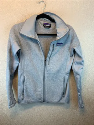 Patagonia women’s grey zip up sz M outdoor nursing camping hiking PE teacher * thumbnail 1