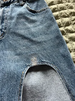 High-waisted wide-leg blue denim skirt with a distressed look. Size: S #denim #highwaisted #distressed thumbnail 3