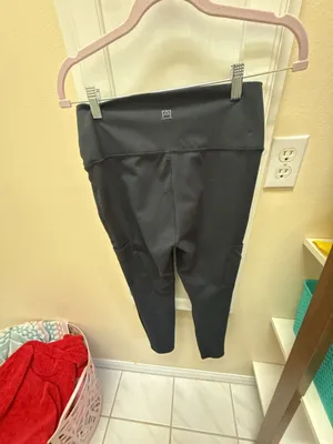 Avalanche Outdoor Supply Company High-Rise Cargo Leggings with Pockets thumbnail 3