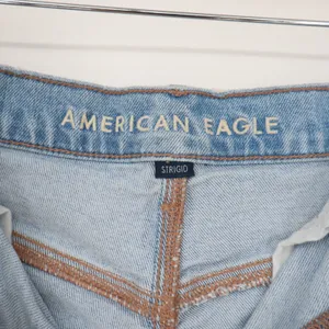 American Eagle Jean Shorts Womens 8 Strigid Mom Light Blue Cuffed Excellent thumbnail 2