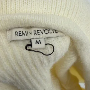 Remi x Revolve Off Shoulder Sweater Crop Ivory‎ Medium Ribbed Knit Soft Girl thumbnail 4
