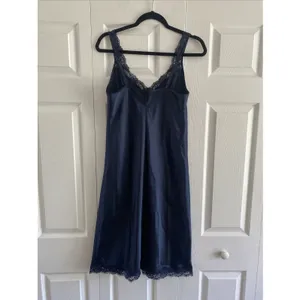 Vintage Lace Trim Satin Full Slip Womens Size M Navy Blue Lingerie Nightgown thumbnail 5