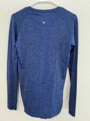 lululemon athletica Women's Blue Heather Long Sleeve Muscle Tee thumbnail 5