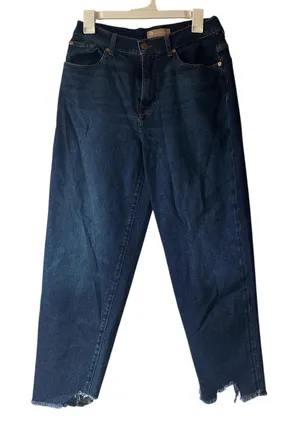 7 For All Mankind Malia Luxe Vintage Charisma with Destroyed Hem thumbnail 1