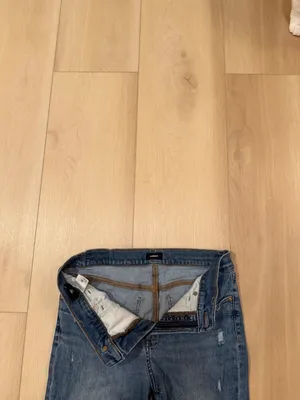 Express Distressed Skinny Mid Rise Jeans Women's Size 10 Long thumbnail 3