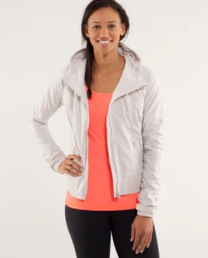 Lululemon Jacket thumbnail 5