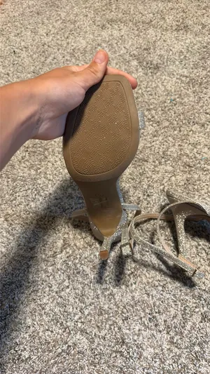 David's Bridal Size 9 Heels thumbnail 3