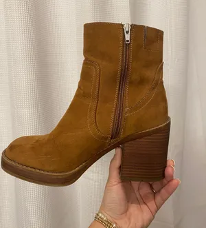 Universal Threads Brown Square Toe Booties thumbnail 2