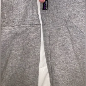 Patagonia Heather Gray Zip-Up Jacket Size Medium AS IS thumbnail 7