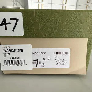Gucci Crystal Embellished Sandals thumbnail 8