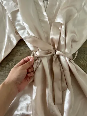David's Bridal “Bridemaid” Champagne silky rob size L thumbnail 5