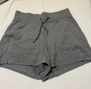 Lululemon Sweatshorts thumbnail 1