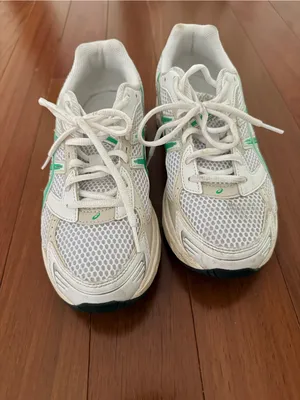 ASICS Gel 1130 Sneaker size W9/M7.5 thumbnail 4