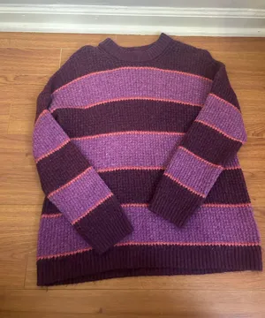 American Eagle Outfitters Sweater thumbnail 1