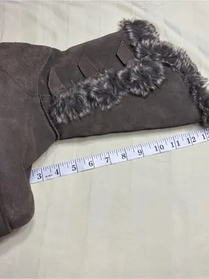 Bearpaw Genevieve Women's Size 9 Brown Suede Faux Fur Trim Winter Boots thumbnail 4