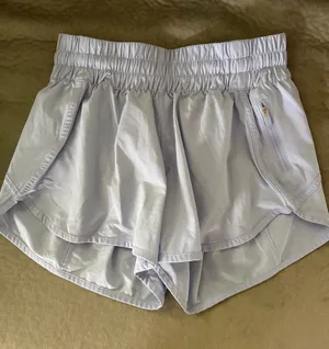 Lululemon Tracker Shorts 4" thumbnail 1